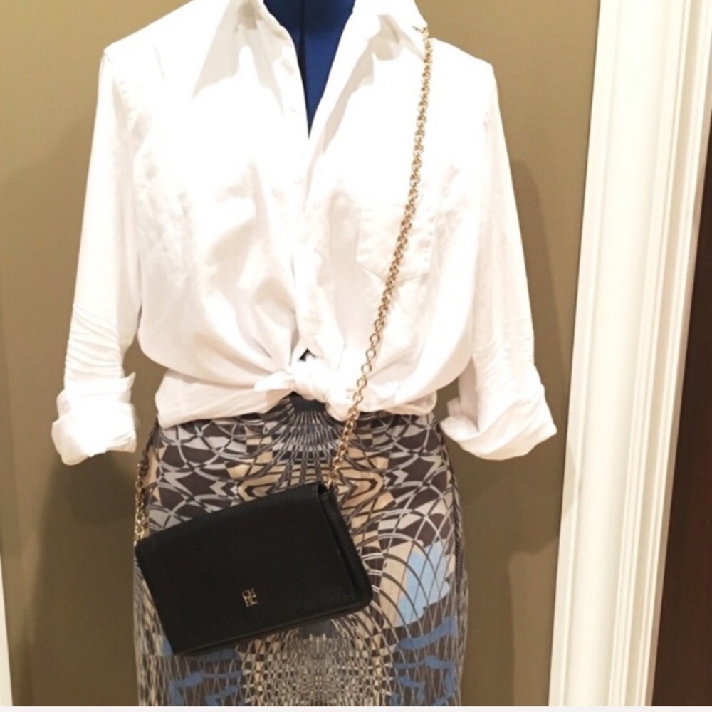 🔥SALE🔥CAROLINA HERRERA FLAP CROSSBODY CHAIN BAG - Picture 7 of 7